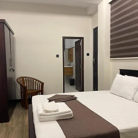 Lush Breeze Hotel Kandy Exterior photo